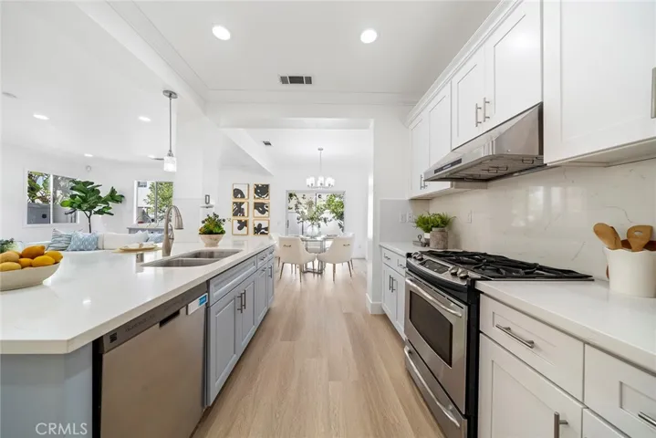15 Wyoming, Irvine, California 92606