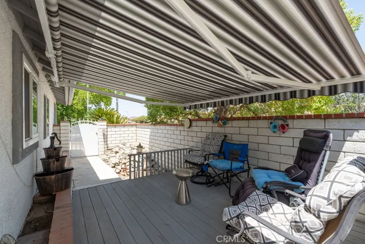 side yard