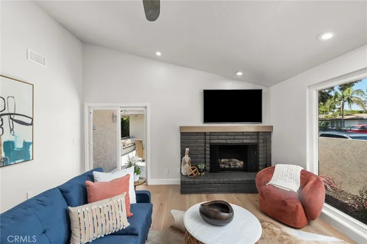 1821 Herrin Street, Manhattan Beach, California 90266