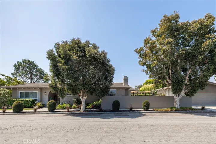 1821 Herrin Street, Manhattan Beach, California 90266