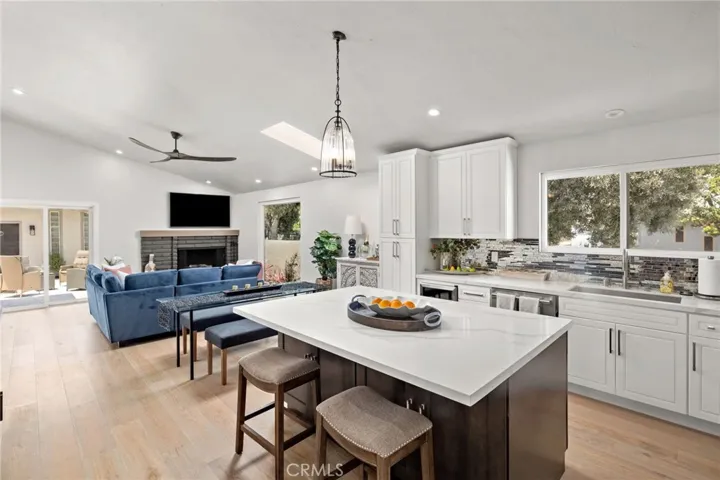 1821 Herrin Street, Manhattan Beach, California 90266