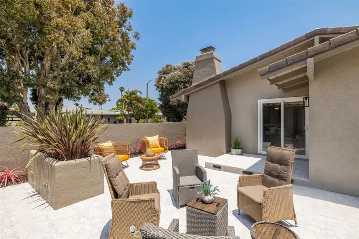 1821 Herrin Street, Manhattan Beach, California 90266