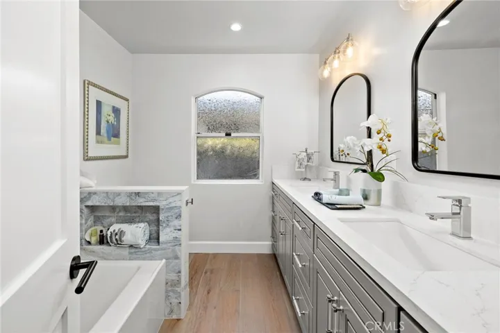 1821 Herrin Street, Manhattan Beach, California 90266
