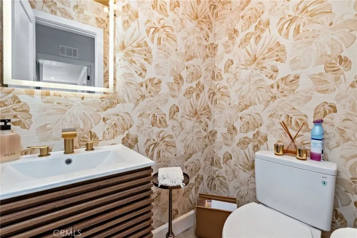 1821 Herrin Street, Manhattan Beach, California 90266