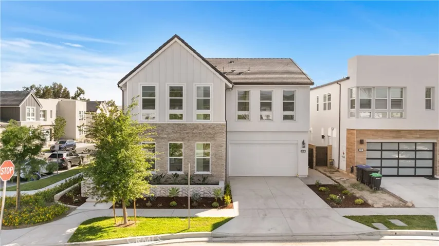 201 Sweet Juniper, Lake Forest, California 92630