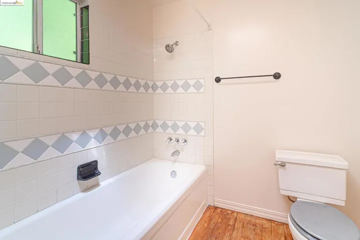 11147 Dell Ave, Forestville, California 95436