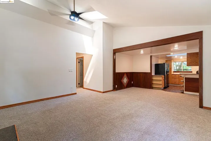 11147 Dell Ave, Forestville, California 95436