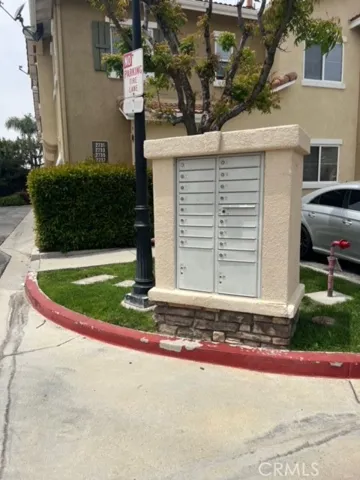 Convenience to Mail Box