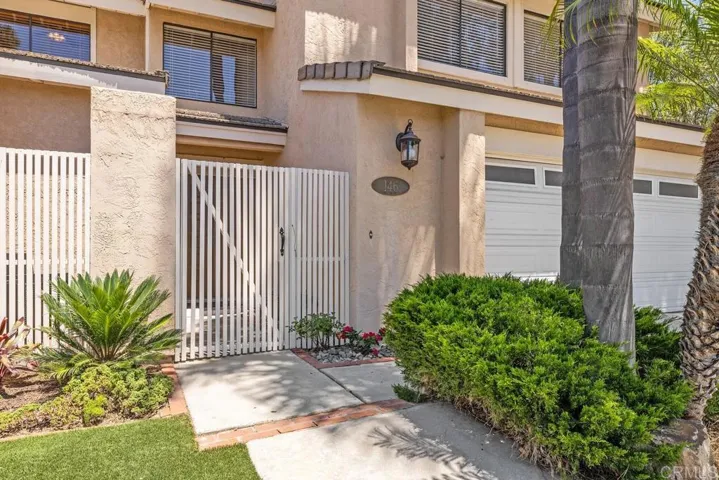 146 Little Oaks Road, Encinitas, California 92024