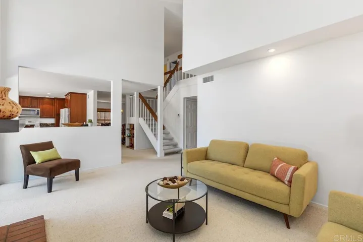 146 Little Oaks Road, Encinitas, California 92024