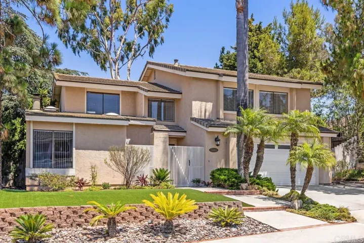 146 Little Oaks Road, Encinitas, California 92024
