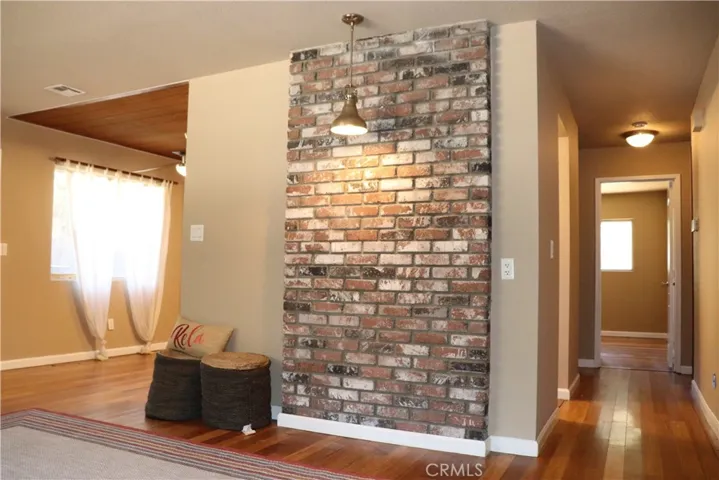 40132 Calle El Clavelito, Green Valley, California 91390