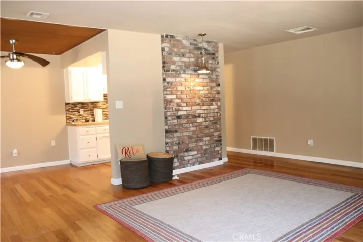 40132 Calle El Clavelito, Green Valley, California 91390