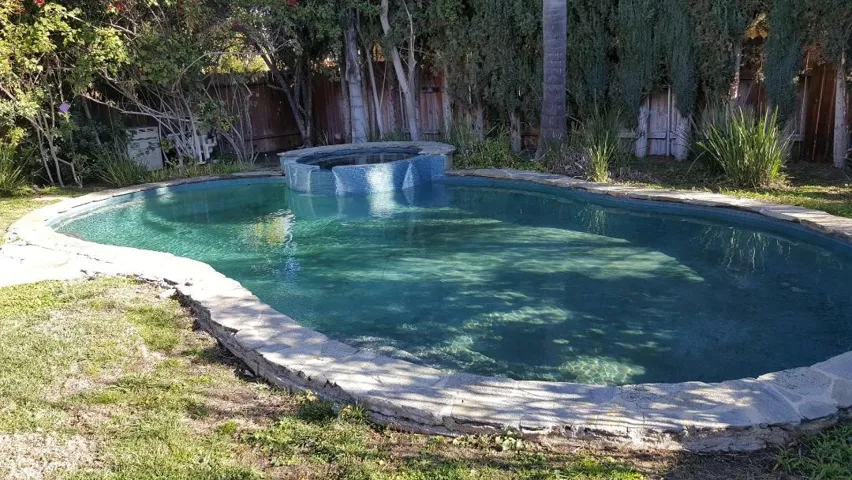 5122 Lindley Avenue, Encino, California 91316