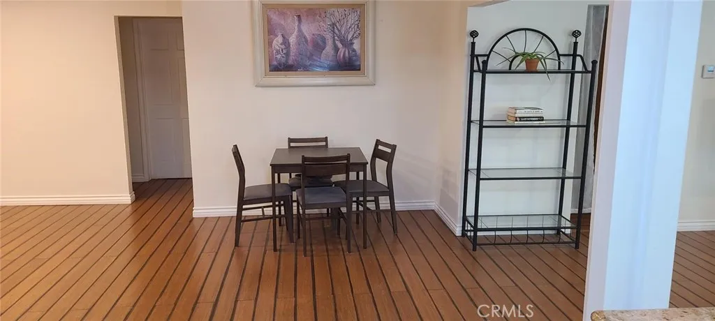 5122 Lindley Avenue, Encino, California 91316