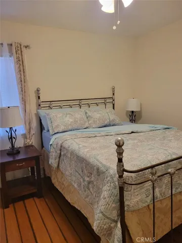 5122 Lindley Avenue, Encino, California 91316