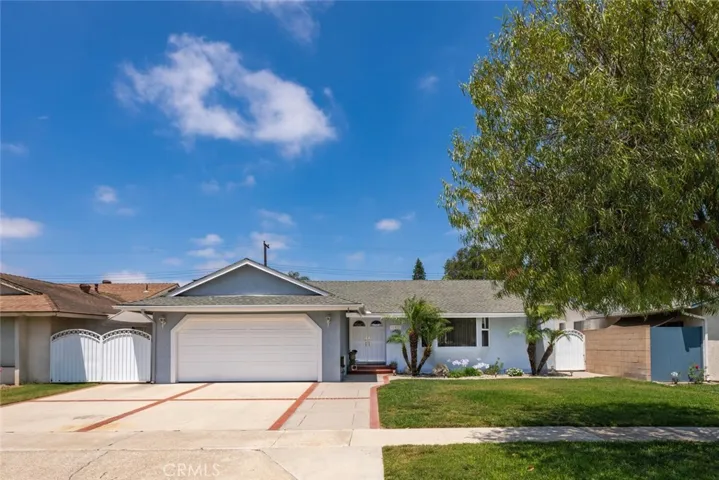 11571 New Zealand, Cypress, California 90630