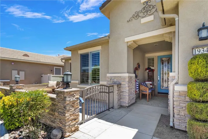 19346 Wildwood Court, Apple Valley, California 92308