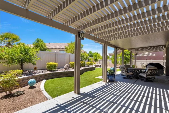 19346 Wildwood Court, Apple Valley, California 92308