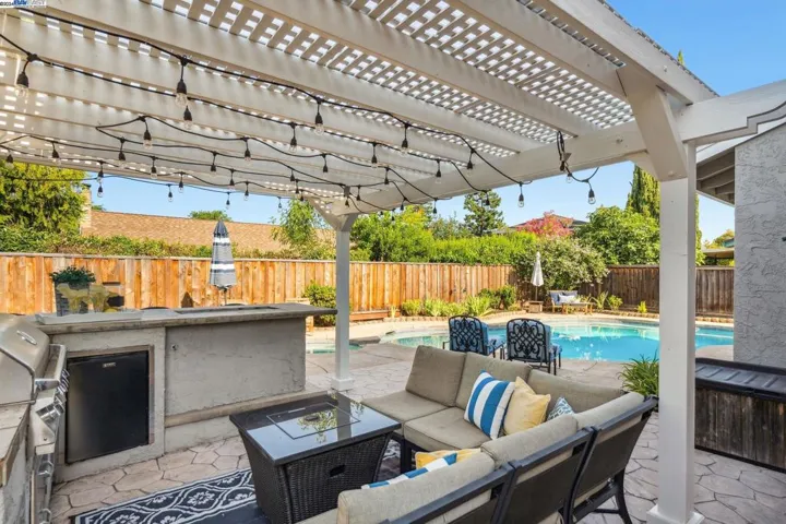3016 Leger Ct, Pleasanton, California 94588