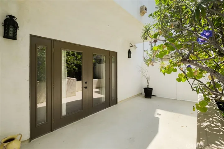 12020 Guerin Street 105, Studio City, California 91604