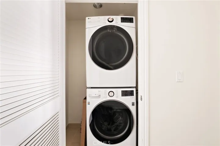 12020 Guerin Street 105, Studio City, California 91604