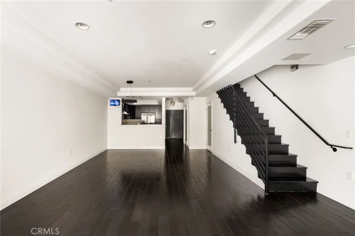 12020 Guerin Street 105, Studio City, California 91604