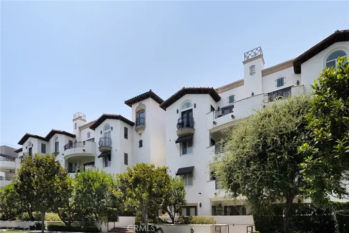 12020 Guerin Street 105, Studio City, California 91604