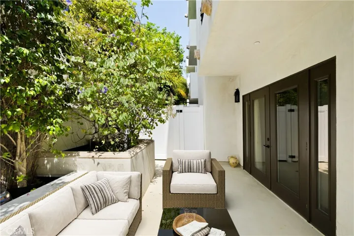 12020 Guerin Street 105, Studio City, California 91604