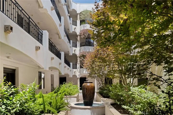 12020 Guerin Street 105, Studio City, California 91604