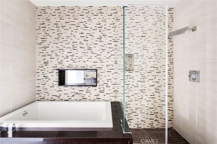 12020 Guerin Street 105, Studio City, California 91604