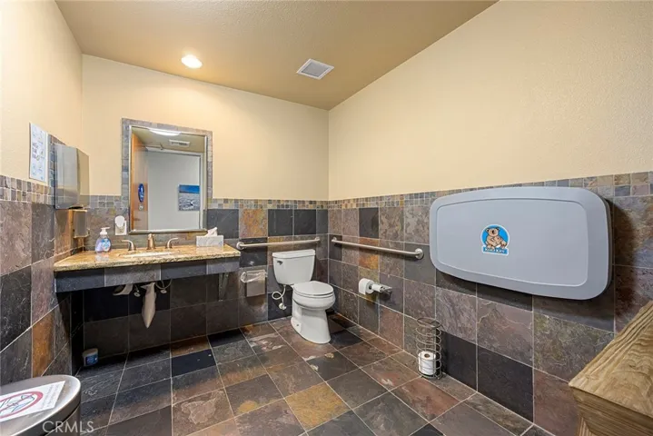 22707 La Palma Avenue, Yorba Linda, California 92887