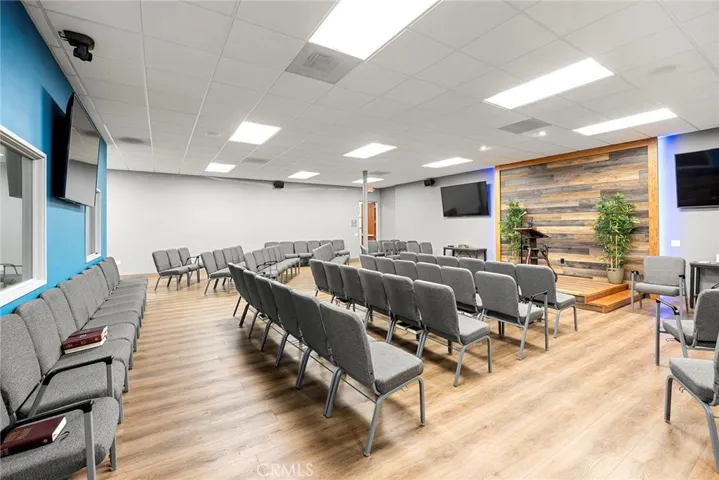 22707 La Palma Avenue, Yorba Linda, California 92887