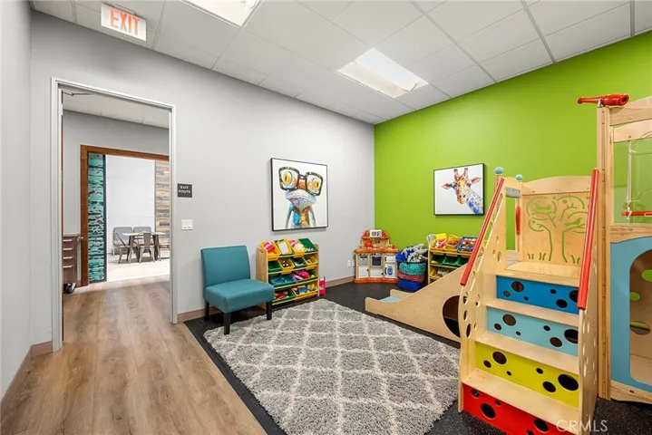 22707 La Palma Avenue, Yorba Linda, California 92887