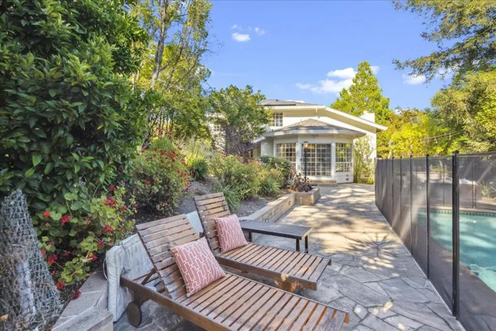 546 Sunset Way, Redwood City, California 94062