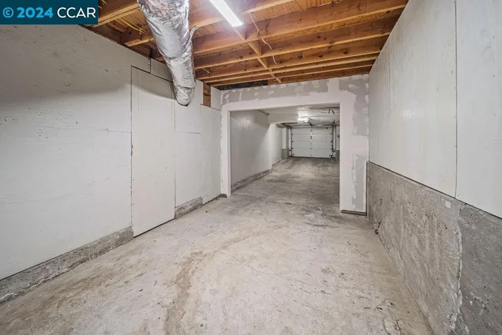 1419 11 Th, Oakland, California 94607
