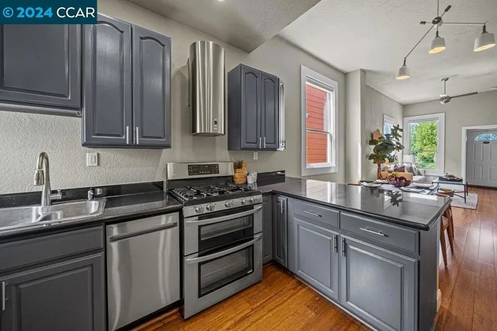 1419 11 Th, Oakland, California 94607