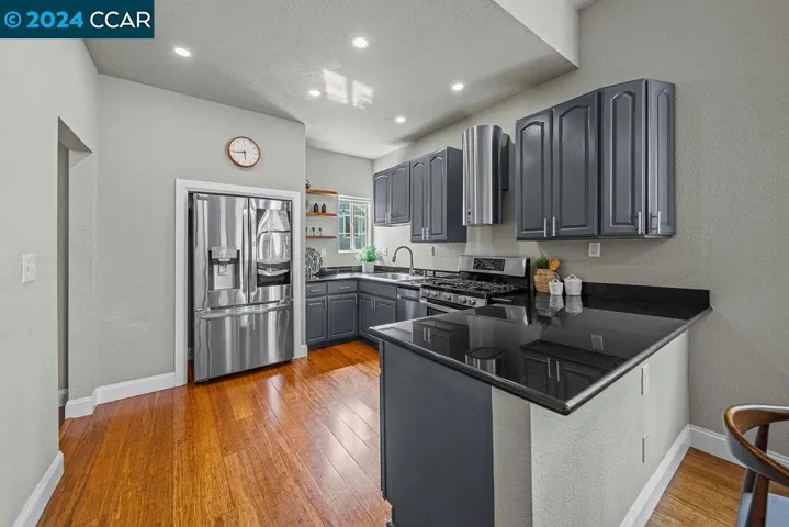 1419 11 Th, Oakland, California 94607