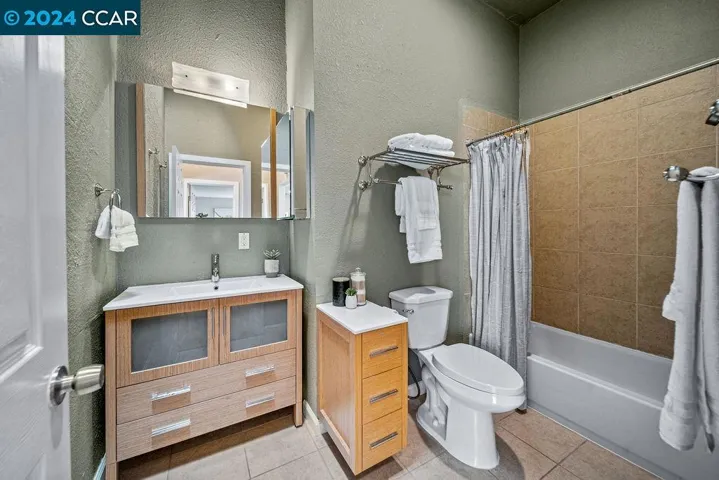 1419 11 Th, Oakland, California 94607