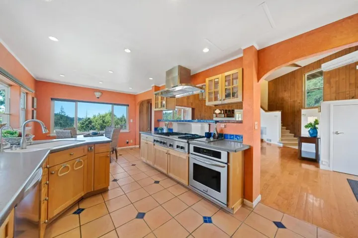 26773 Havenhill Lane, Los Gatos, California 95033