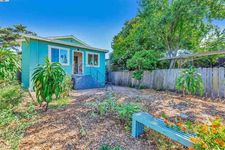 1543 Julia St, Berkeley, California 94703