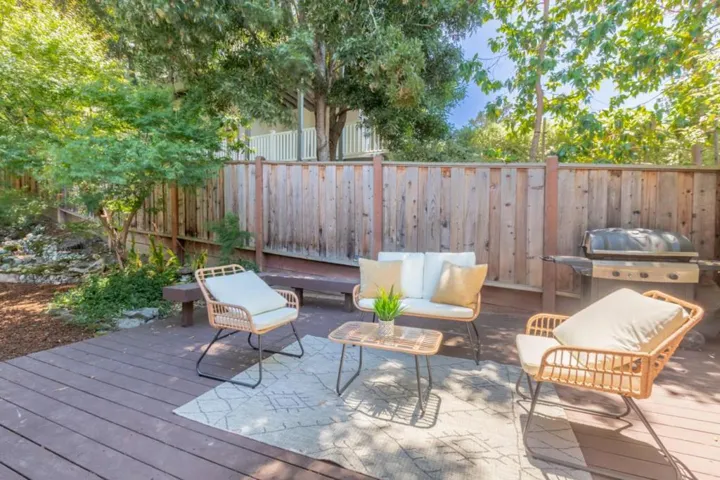 8 El Quanito Way, Burlingame, California 94010