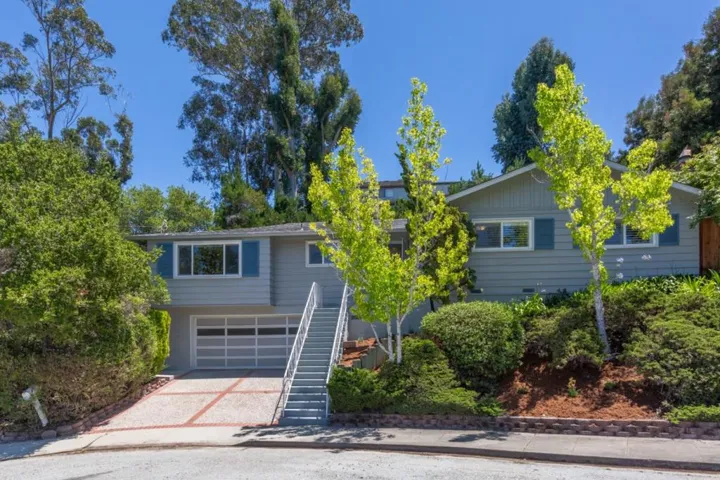 8 El Quanito Way, Burlingame, California 94010