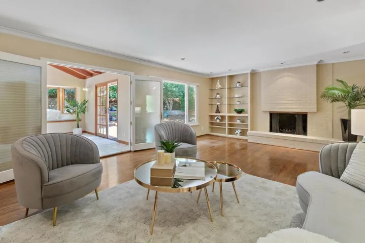 8 El Quanito Way, Burlingame, California 94010
