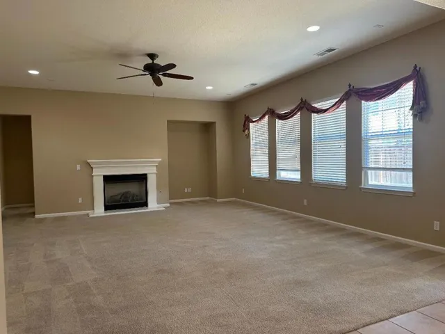 565 W Corazon Way, Mountain House, California 95391
