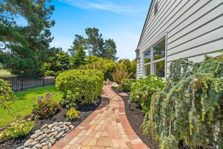 2181 Bayhill Court, Half Moon Bay, California 94019