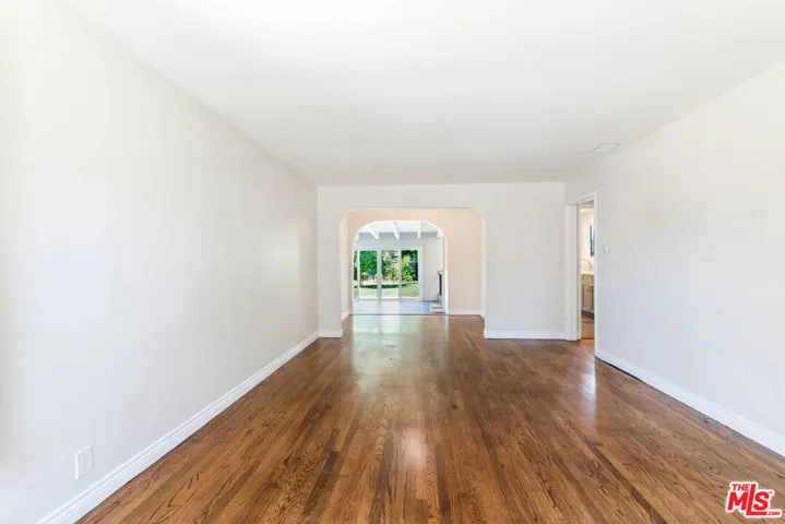 5861 E Fairbrook Street, Long Beach, California 90815