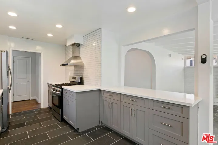 5861 E Fairbrook Street, Long Beach, California 90815