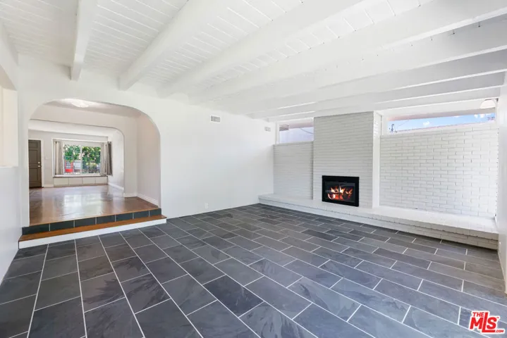 5861 E Fairbrook Street, Long Beach, California 90815