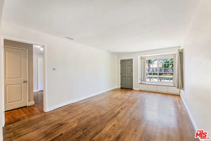 5861 E Fairbrook Street, Long Beach, California 90815